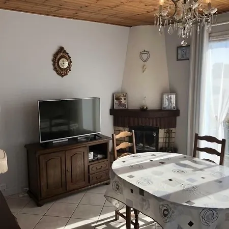House Proche Commerces - 1000 M De La Plage Du Marais Girard 2