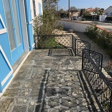 House Proche Commerces - 1000 M De La Plage Du Marais Girard 2 *